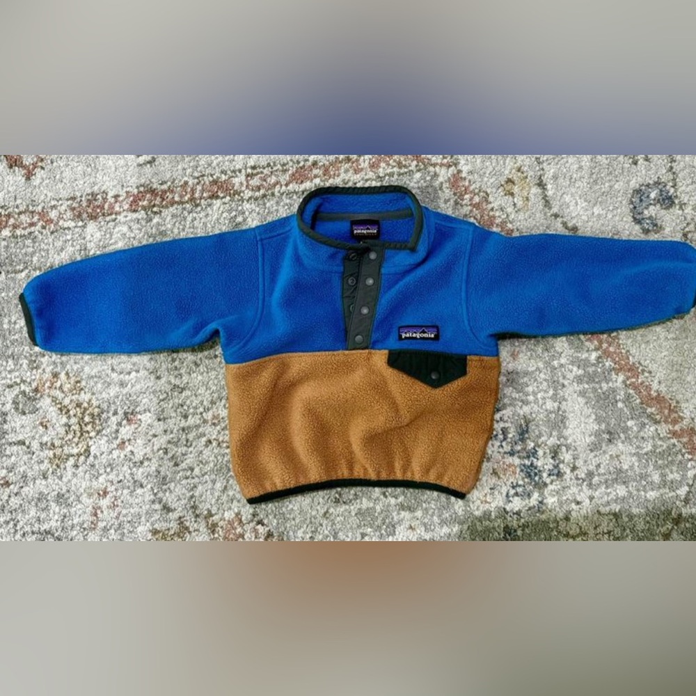 Baby Patagonia pullover fleece, 6-12 months